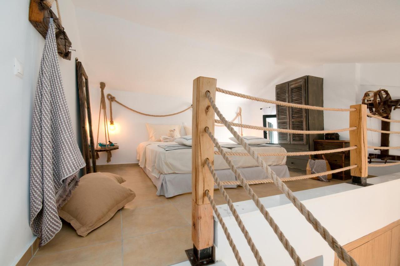Seathon Seafront Beach Villa In Kalamitsi Екстериор снимка